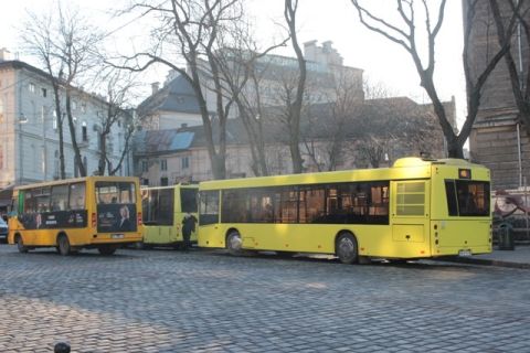 У Львові пропонують зробити для школярів платний проїзд у маршрутках