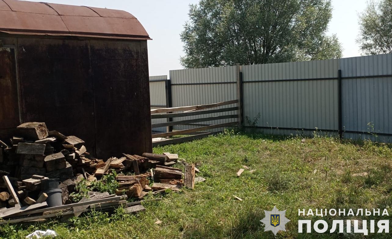 Львів'янин кинув гранату на подвір'я будинку в Червоноградському районі