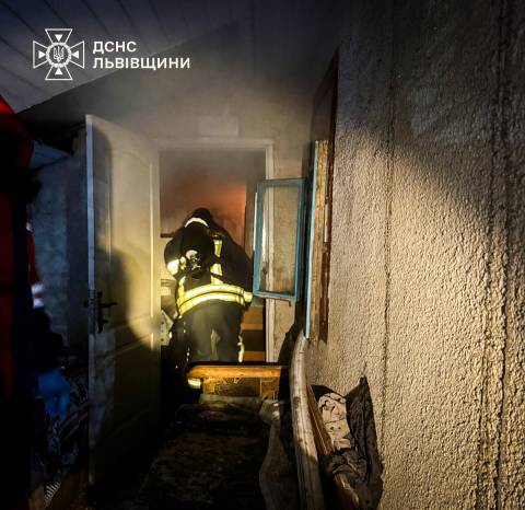 У Бродах під час пожежі в будинку загинула жінка