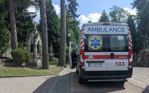 ТМО №1 відкидає звинувачення аудиторів щодо неефективного використання автомобілів швидкої