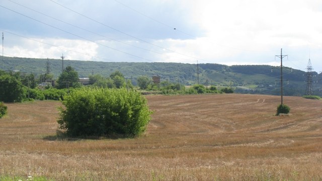 Понад 70% мешканців Західного регіону підтримують право продажу земельної ділянки