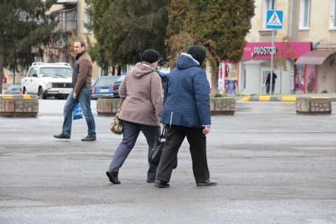 На Львівщині завершили фінансувати пенсії за грудень