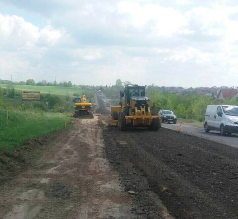 Ремонт дороги у Пустомитівському районі обійдеться у понад 30 мільйонів