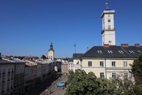 Садовий з заступниками витратили майже мільйон гривень на відрядження до Європи, Японії та Тайваню