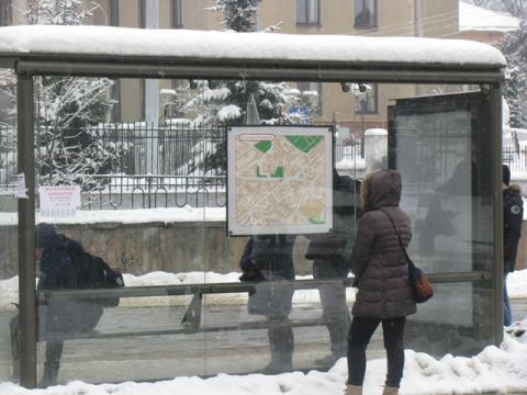 У Львові передбачили майже два мільйони гривень на миття 12 скляних зупинок у місті
