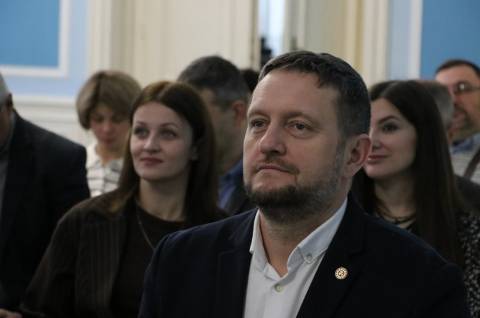 Головний еколог Львівщини у грудні заробив понад 80 тисяч гривень