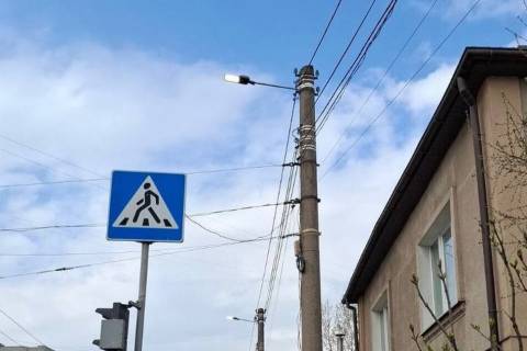 Світильники на Патона і Ряшівській замінили на економні Led-лампи
