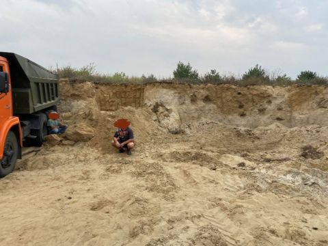 На території Мостиської ОТГ виявили незаконний видобуток піску