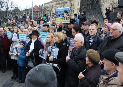 Львів'яни підтримали Надію Савченко вуличною акцією