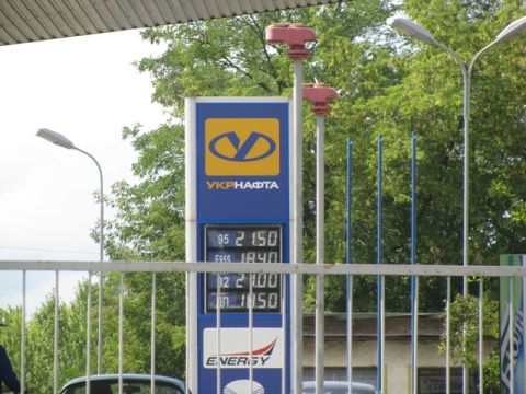 Більшість АЗС Львівщини встановили одну ціну на бензин