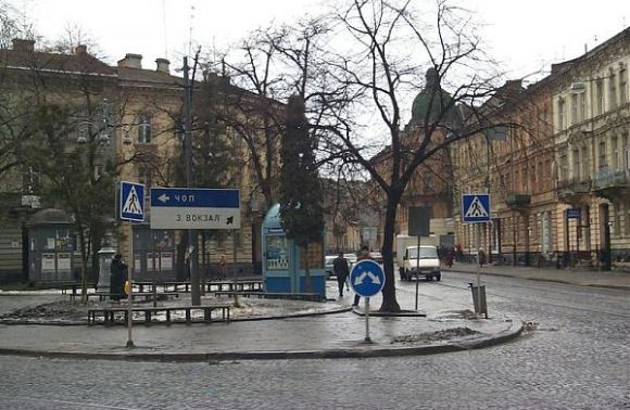 У Львові затримали поліцейського за підозрою у скоєнні смертельного ДТП