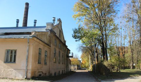 Мешканці Кульпарківської добираються сьогодні додому пішки