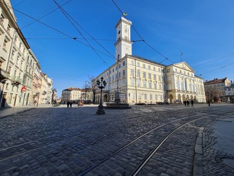 У березні 40% працівників Львівської міськради перебували у відпустці за власний рахунок