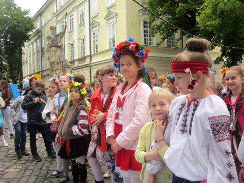 Львівська облрада вдягнеться на 19 тисяч