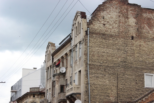 Міськрада виділила 150 тисяч на ремонт аварійних будинків у Львові