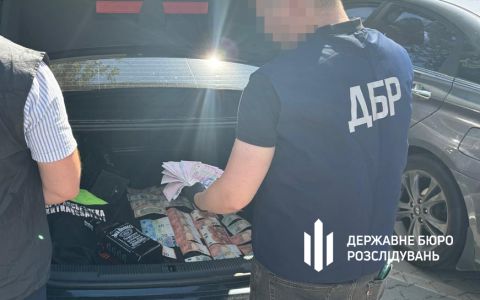 Інспектор Укртрансбезпеки Львівщини організував схему отримання хабарів від АТП