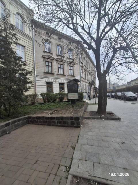 У Львові демонтували МАФ на проспекті Шевченка