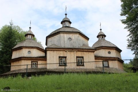 На Львівщині вщент згоріло 28 стародавніх дерев'яних церков