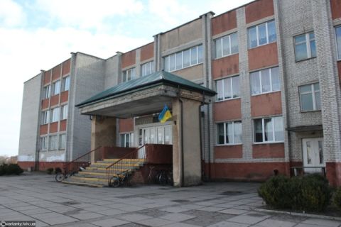 Майже 90% шкіл Львівщини переведуть на дистанційне навчання