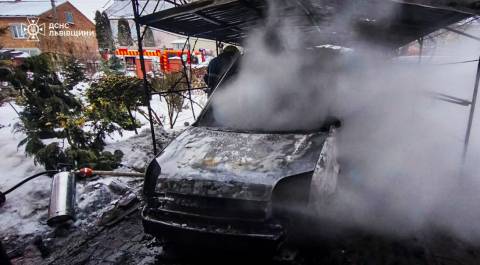 У Зорлочеві згоріла автівка Ford Transit