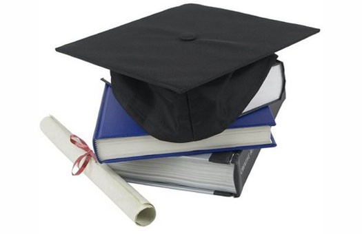Диплом про вищу освіту – головна надія молоді на працевлаштування