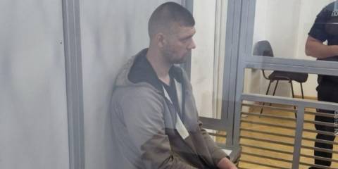 У Львові суд відправив під варту чоловіка, який під час сутички з ТЦК побив правоохоронця та застосував газовий балончик