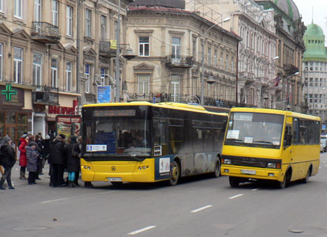 Завтра більшість маршруток можуть "взяти вихідний"