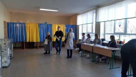 Мешканці Львівщини зможуть змінити місце голосування до 15 квітня