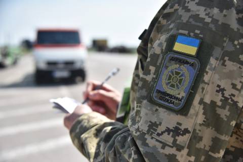 За добу з України виїхали майже 50 тисяч людей