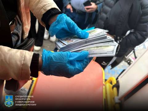 На Львівщині викрили схему переправлення ухилянтів за кордон із фіктивними діагнозами про непридатність