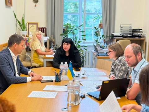 Депутати погодили кошти на модернізацію дитячих майданчиків та підтримку військових