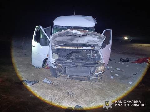 На трасі Тернопіль – Львів – Рава-Руська у ДТП загинула пасажирка мікроавтобуса