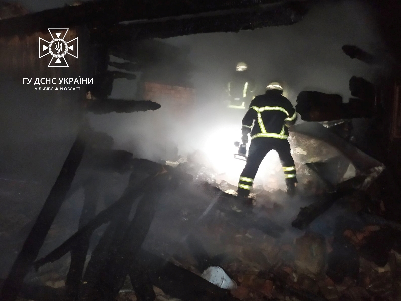 На Самбірщині вщент згорів житловий будинок