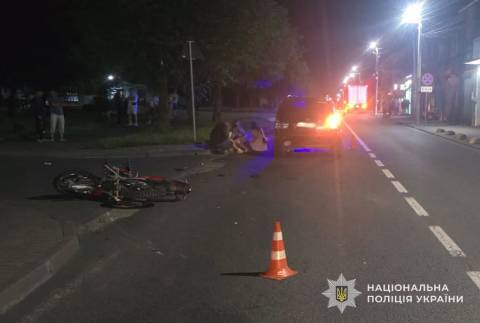 У Шептицькому районі в ДТП постраждали водій та пасажирка мотоцикла