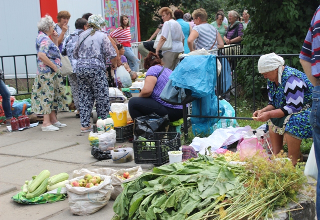 Найбільше стихійних торгівців у Львові – на ринку "Привокзальний"
