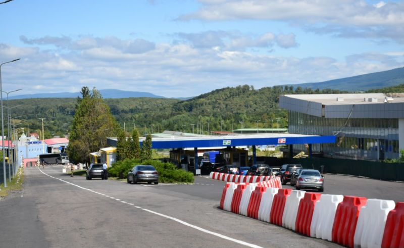 На кордоні з Польщею – черги з 40 авто