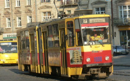 У трамваях Львова лунають колядки та щедрівки