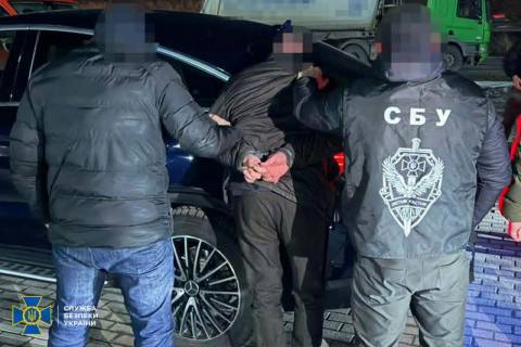 Підозрюваний у хабарництві Зрайло далі хоче керувати лікарнею під крилом мера Стрия