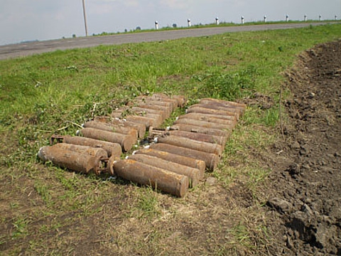 Надзвичайники знайшли на Львівщині артилерійські снаряди