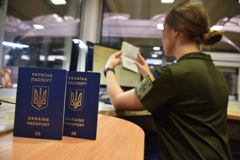 На кордоні з Польщею – черги з 50 авто