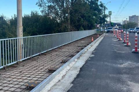 У Львові до кінця вересня завершать ремонт моста на вулиці Сяйво