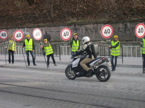 Волонтери провели тренінги з безпеки дорожнього руху у Львові
