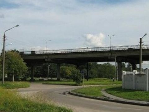 Вантажівкам тимчасово заборонили їздити на вулиці Городоцькій у Львові