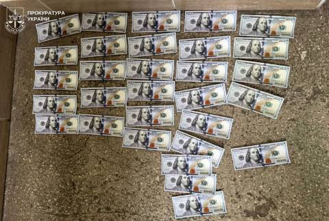 На Львівщині лікарку експертної команди та медсестру викрили на хабарі за оформлення інвалідності