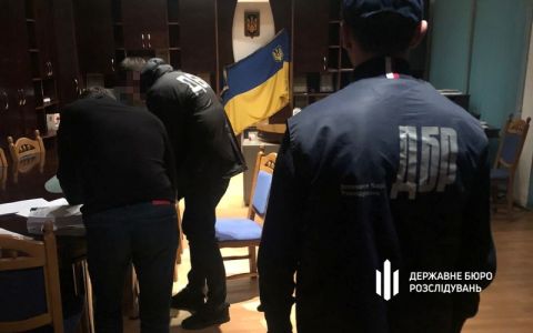 Керівника Держгеокадастру Львівщини викрили на нових махінаціях з землею