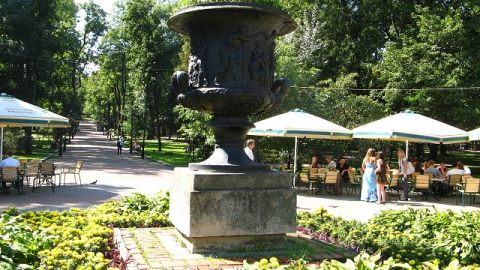 Античний кубок можуть замінити на пам’ятник Івану Боберському