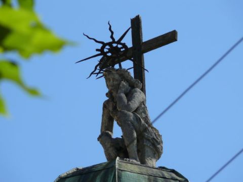 Студенти збиратимуть гроші на реставрацію скульптури Христа на каплиці Боїмів