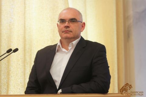 На посаді головного лікаря Пукаляк зібрав більше 900 тисяч готівки