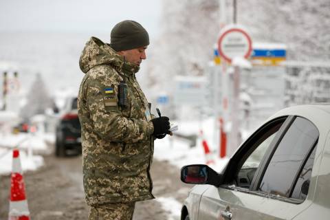 За добу з України виїхали 28 тисяч людей