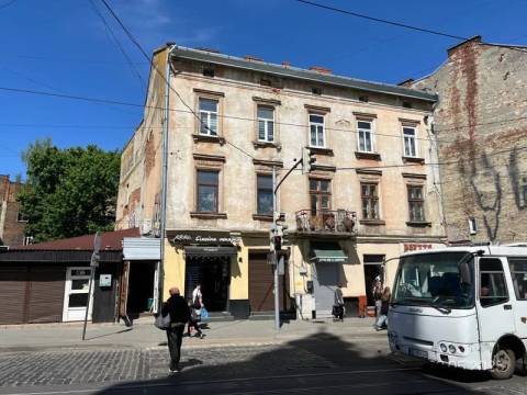 У Львові за майже 700 тисяч гривень продають приміщення на вулиці Шевченка